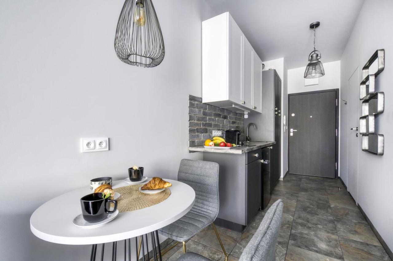 Stylowe Studio Krzemieniecka, Metro Slodowiec, Free Parking By Cosmo Spirit Βαρσοβία Εξωτερικό φωτογραφία