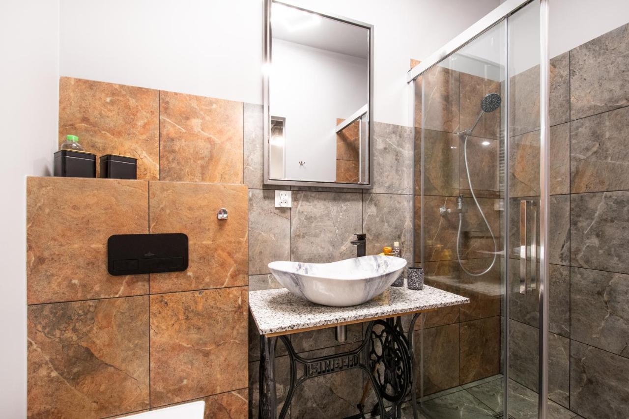 Stylowe Studio Krzemieniecka, Metro Slodowiec, Free Parking By Cosmo Spirit Βαρσοβία Εξωτερικό φωτογραφία