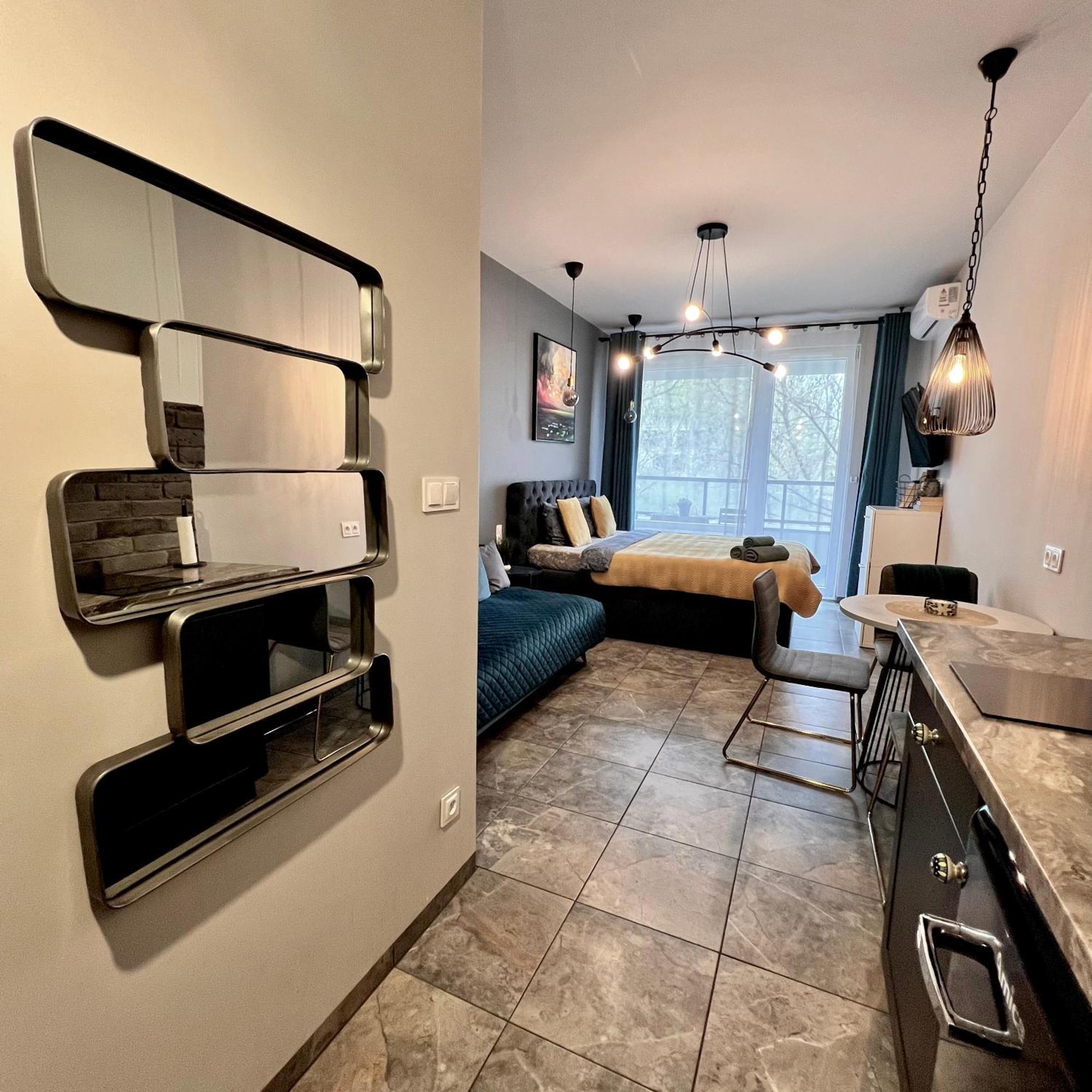 Stylowe Studio Krzemieniecka, Metro Slodowiec, Free Parking By Cosmo Spirit Βαρσοβία Εξωτερικό φωτογραφία